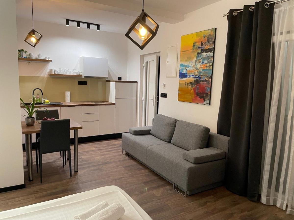 Apartments Villa Jelena Vodice Exterior photo
