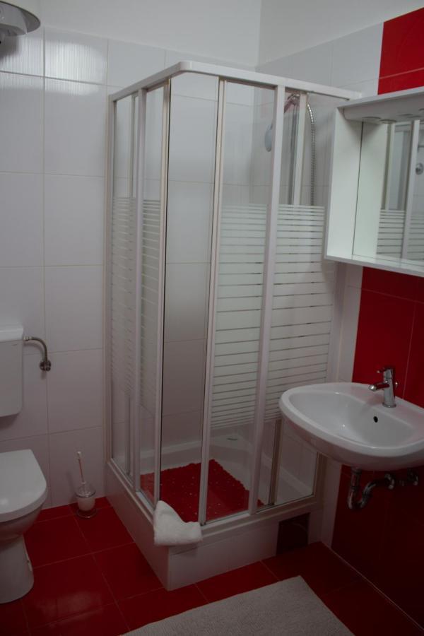 Apartments Villa Jelena Vodice Exterior photo