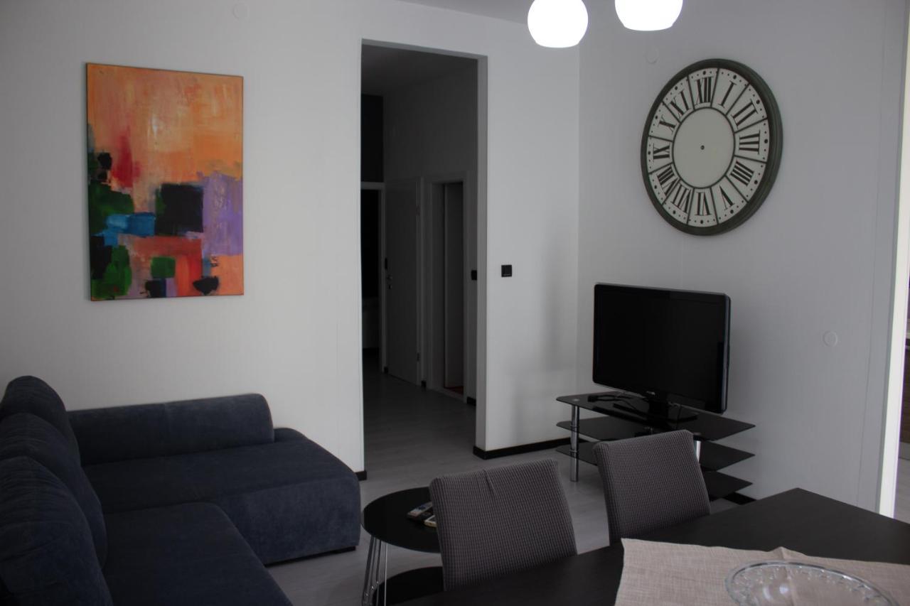 Apartments Villa Jelena Vodice Exterior photo